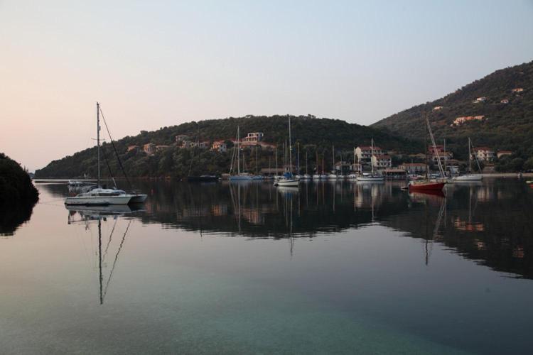 Asterida Aparthotel Sivota  Bagian luar foto