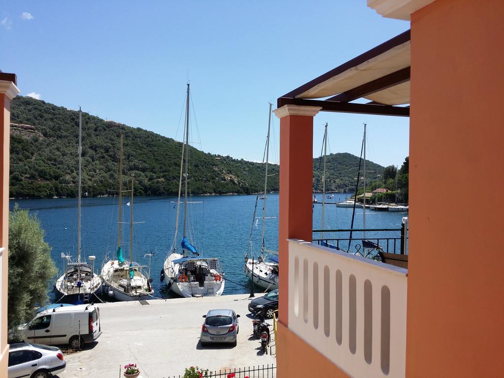 Asterida Aparthotel Sivota  Bagian luar foto